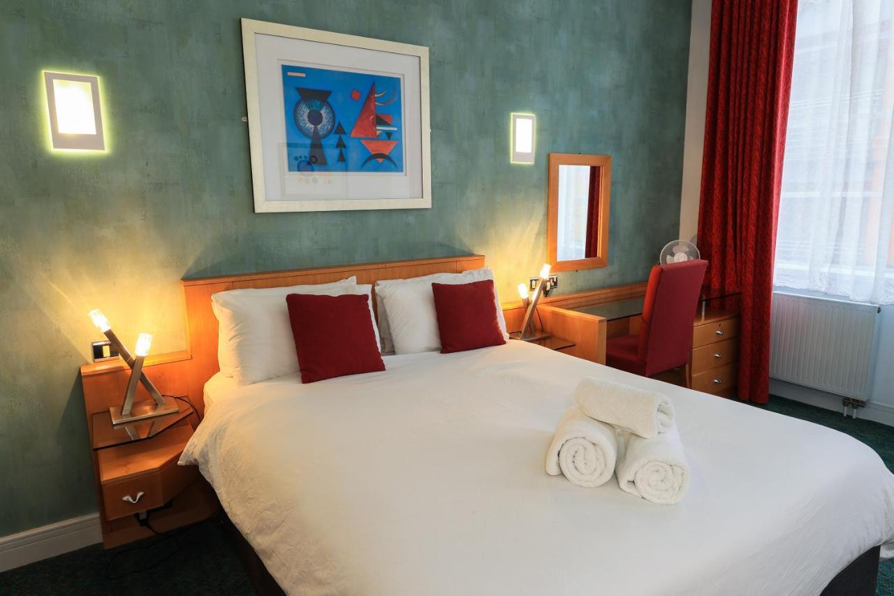 Bright Private Rooms - Peaceful Morden Location London Exterior photo